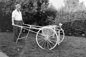 Mogens Scott Hansen med bombesøgervogn