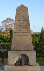 Tekst på bagside af Preussisk monument begge krige