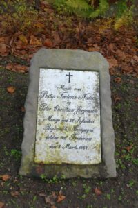 Grav med 2 danske fra 1864 på Kolding kirkegård