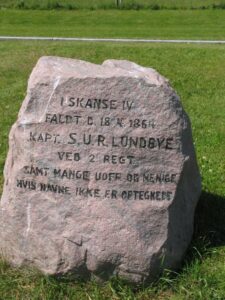 Mindesten Dybbøl 1864 kajtajn Lundbye