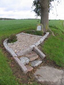 Preussisk grav i grøftekant ved Øster Sottrup