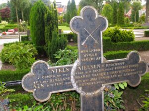 Dansk soldat, såret og død 1864 Sankt Maria kirkegård, Sønderborg