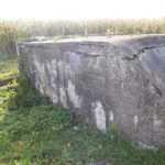 Siden af observationsbunker på Langdyssevej