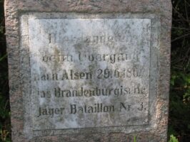 Arnkil Arnkil landingssted, tekst på mindesten