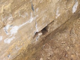 Bunker i Arrild Ferieby Bunker i Arrild Ferieby, afløb i bunkeren