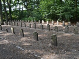 Krigsfangegrave Løgumkloster Krigsfangegrave Løgumkloster stammer fra en tyfus-epidemi i en lejr