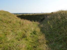 Dansk skanse IX Graven omkring skanse IX på Dybbøl