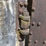 Arrild revolverkanonbunker Port-hængsel på kuglelejer i Arrild revolverkanonbunker