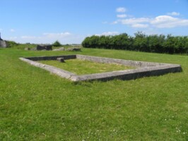 Dansk skanse X Fundamentet af af blokhuset i Dansk skanse X på Dybbøl Banke 1864