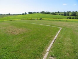 Dansk skanse VII Dansk Skanse VII var en ganske lille lynette, der skulle dække hullet mellem skanse VI og VIII