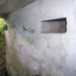 Vedbøl Halvdelingsbunker Vedbøl Halvdelingsbunker, niche ved indgang