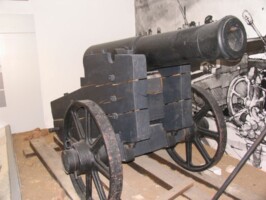 Dannevirke Kanon i fæstningsaffutage (positionsartilleri) fra Dannevirke
