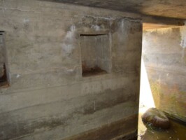 Flankeringsbunker i Vedsted Flankeringsbunker i Vedsted, Indgang med nicher