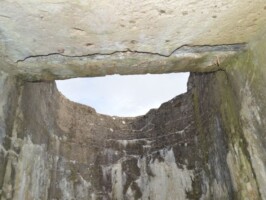 Pothøj Observationsbunker på Pothøj, hullet efter panserkassen